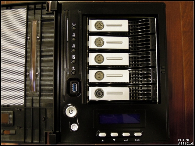 【新機測試】Thecus N5550 - 不僅是 NAS 也是多媒體播放器