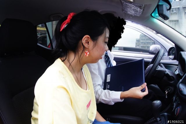 小女子的第一部新車 – i10小紫寶