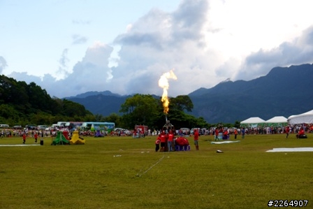 2012-08-20 颱風前的台東熱氣球嘉年華