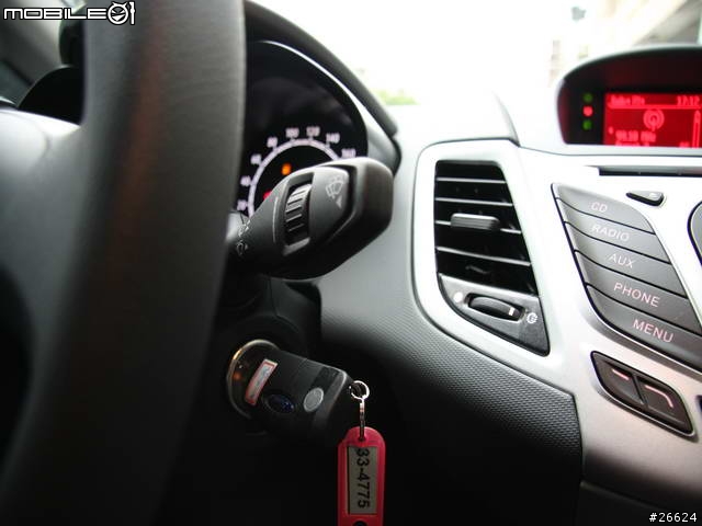 Ford FIESTA 1.6 4D 之林麥克駕馭心得 ~ 呼，花了6小時寫這篇第一次01試駕文章
