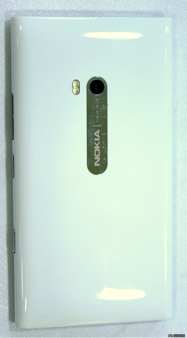我的 Nokia Lumia 900 簡單介紹^^