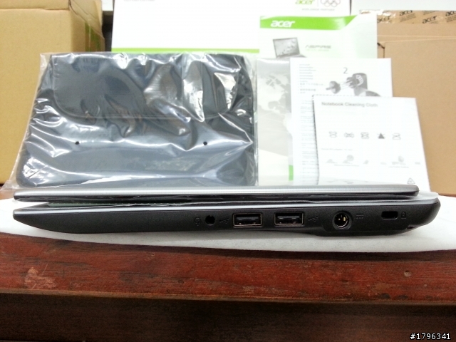 小筆電的春天(V5-171-53314G50ass開箱)