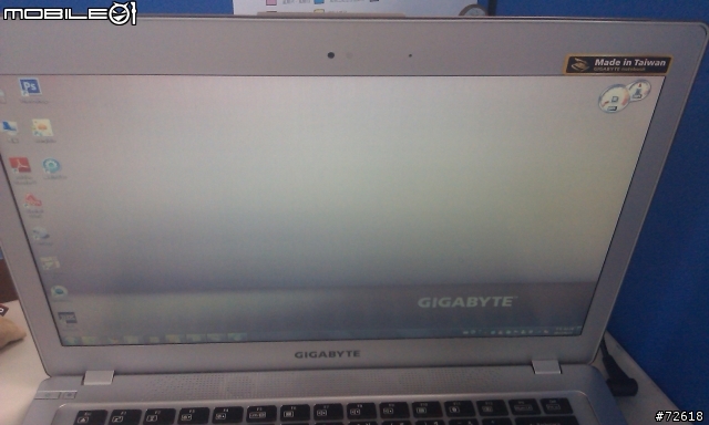 U2442N螢幕泛白問題...請客服協助...