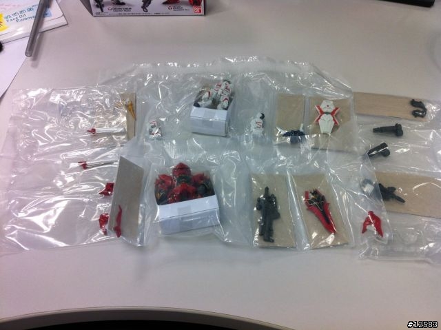 [開箱]Gundam Converge SP02 Unicorn Gundam [Destroy Mode] & Sinanju