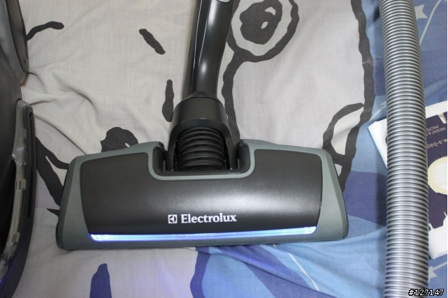 簡單開箱&分享過程 Electrolux ultraone Z8871