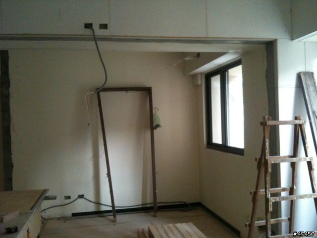 入住半年的家徒四壁風