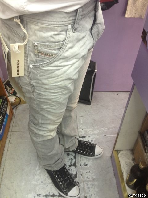 入手 Diesel Krooley 887Q 褲襠怪怪