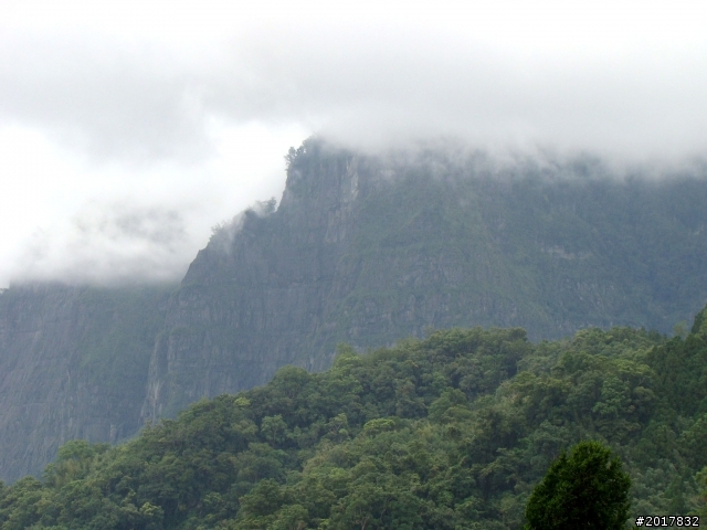 2012-8-12-13塔塔加麟趾山古道逍遙遊