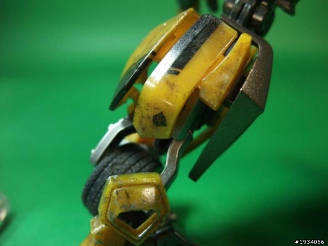 [分享] TRKARA TOMY - Bumblebee