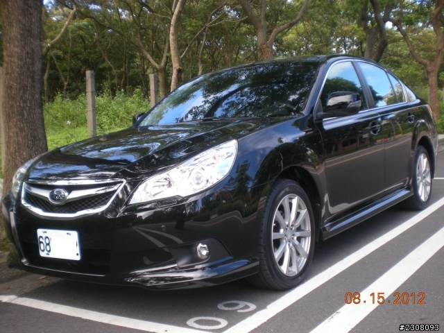 2011LEGACY 2.5i 4門 黑色 開箱