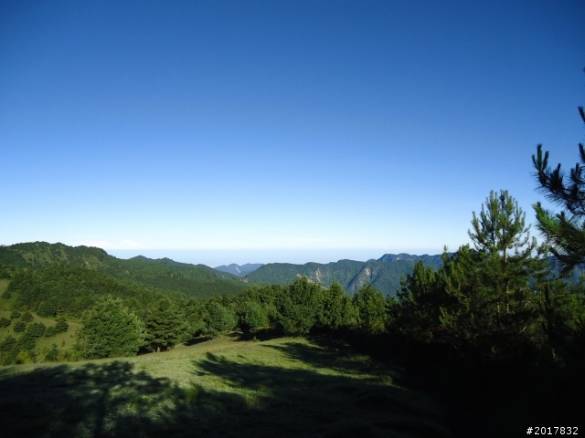 2012-8-12-13塔塔加麟趾山古道逍遙遊