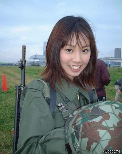 今天你不弄死她們,明天就被她們弄死~關鍵時刻今天討論日本自衛隊女兵