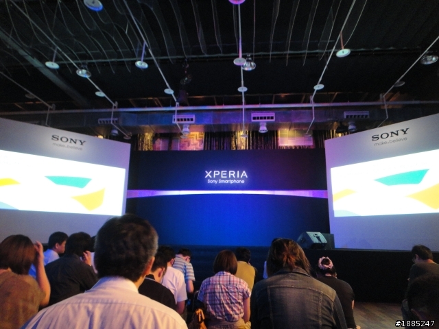 SONY XPERIA專注完美近乎苛求