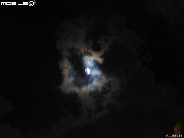 [即時一鏡]只是近黃昏(颱風前霞光1/8縮時)
