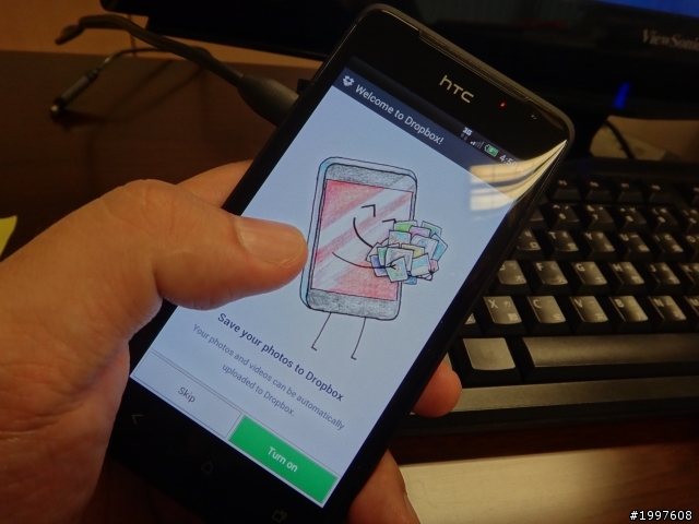 第二支HTC J開箱 看女朋友用受不了啦