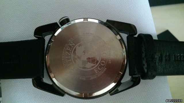 [分享] 新款CITIZEN Eco-Drive 星辰 光動能 AW0015-08E IP黑水晶玻璃皮帶腕錶 純圖開箱