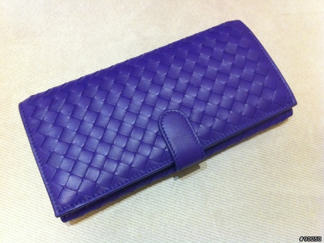【開箱】VIOLET INTRECCIATO NAPPA CONTINENTAL WALLET 最新紫色長夾