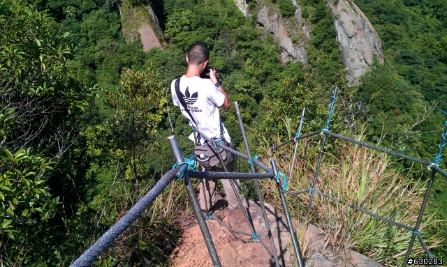 20120905 阿德背影