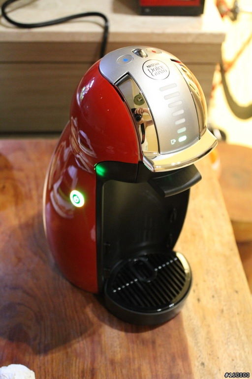 [開箱文]人生第一台兼小惡魔生平第一次開箱文之 好市多 雀巢DOLCE GUSTO GENIO 全自動膠囊咖啡機