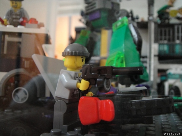 [分享] 床頭櫃上的LEGO~並請各位指點