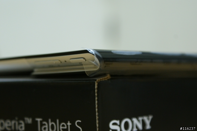 [開箱文]Play or Not? 我也Play了 Xperia Tablet S
