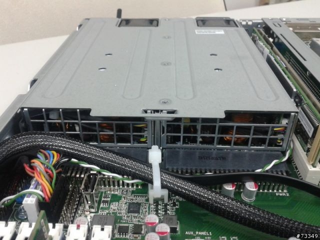 ASUS RS700-E7/RS4 小型伺服器  驗機開箱