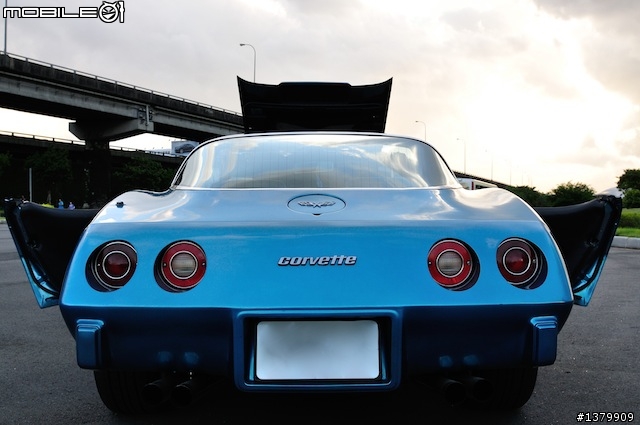 敞篷才是王道(下)之大怪獸 - 1979 Chevrolet Corvette C3 開箱