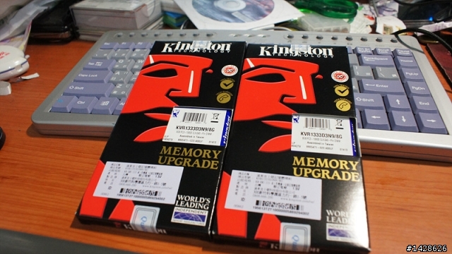 金士頓 8GB DDR3-1333 *2 (單條入手價 799)