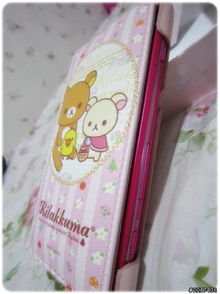 <分享>坐飛機來的Rilakkuma Xperia acro S 手機 保護套
