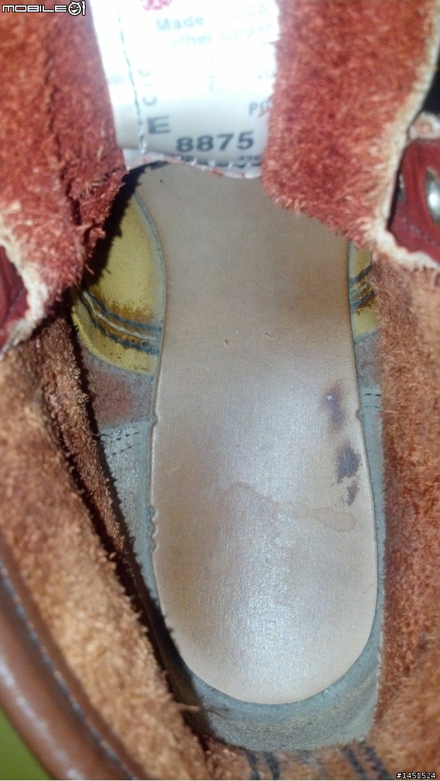 這雙REDWING 8875是真的還是假的呢??