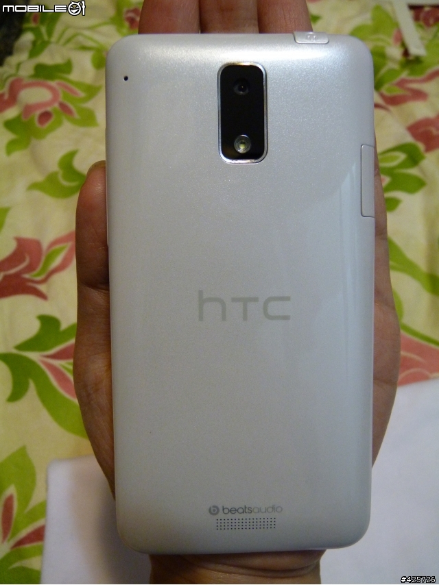 HTC J (白) 不專業開箱文