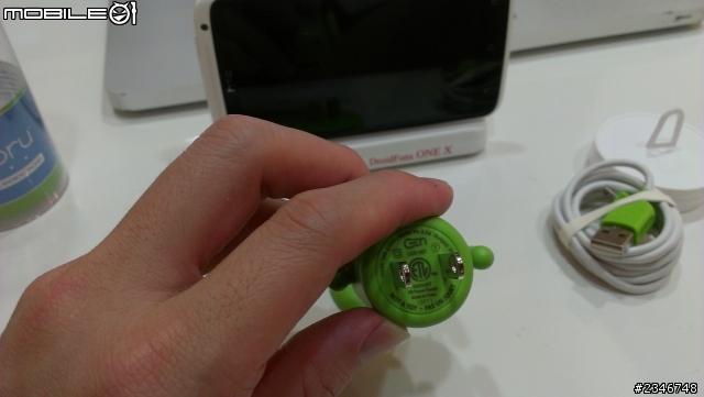 開箱 Android 充電寶寶