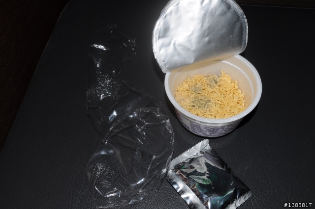 [恐怖]   康師傅Q CUP泡麵發霉
