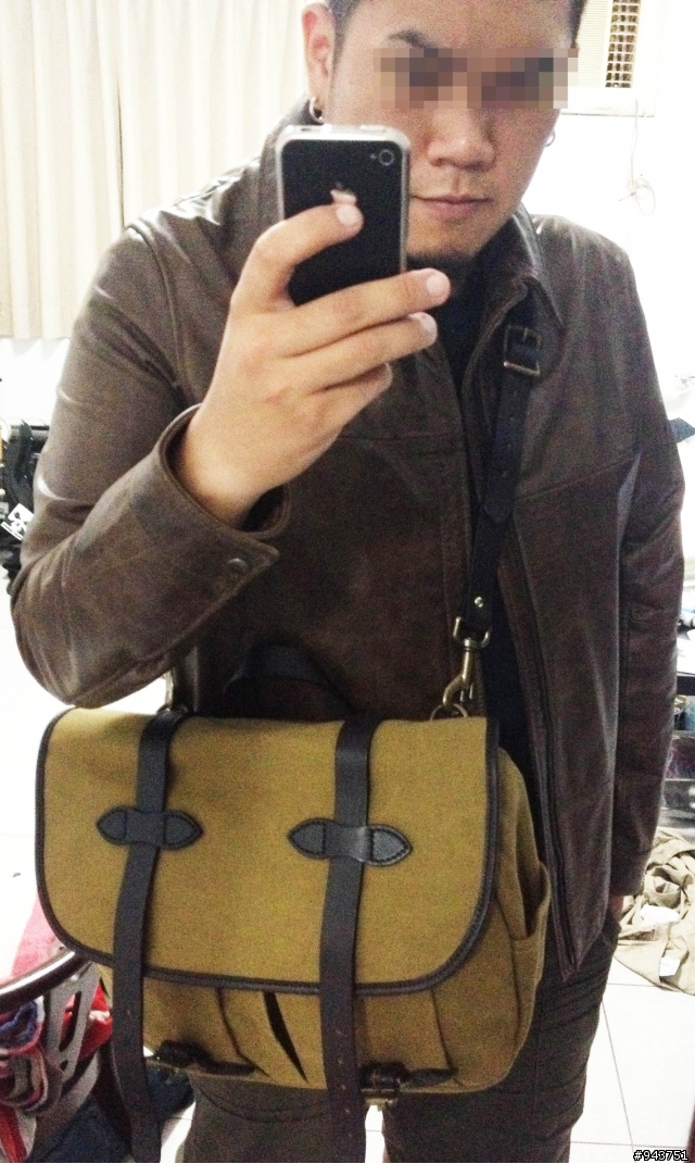 『分享』Filson 232 帆布側背包入手