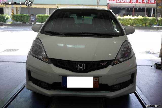 【開箱文】純日本 2012 HONDA FIT RS 原廠大包