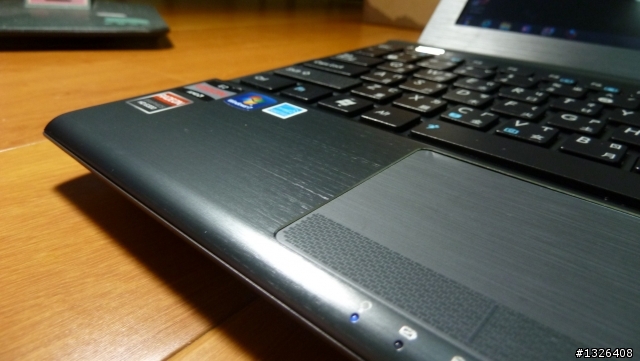 [偽開箱] ASUS EeePC 1225B 雙核心筆記型電腦