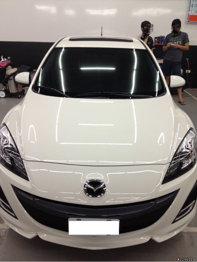 [圖]Mazada3 白色 2.5S 開箱...