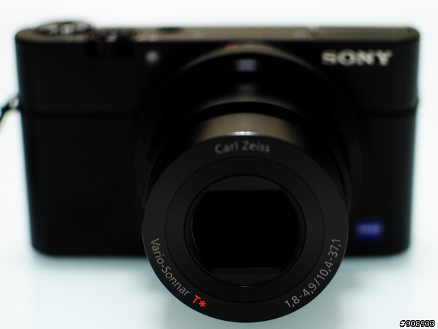 [開箱] 擁有1.0吋CMOS以及蔡頭的Sony DSC-RX100
