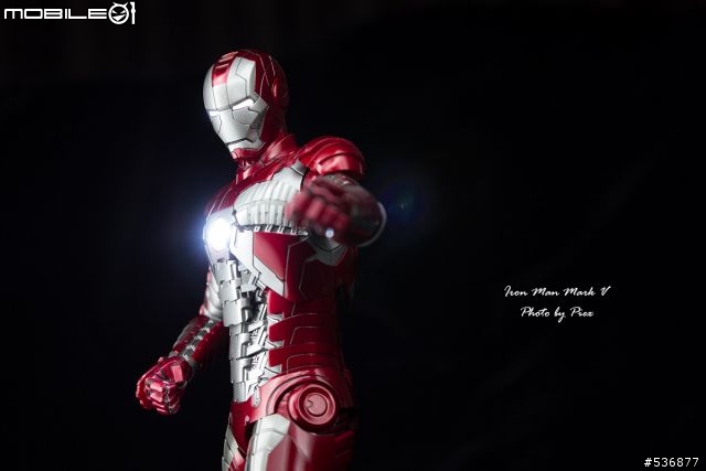 [Hot Toys]Iron Man 2 Mark V