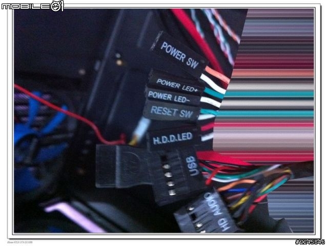 Raidmax 希洛斯 HELIOS 透側黑化中塔型機殼 開箱