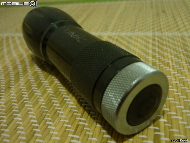 umc 聯電led 1w手電筒直上18650鋰電池之亂亂改
