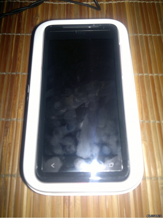 超簡單開箱    HTC J 紅