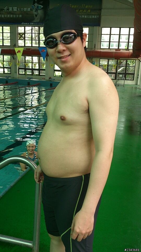 請各位高手幫幫我同事