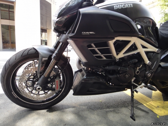(代友PO)鬼月交惡魔車 DUCATI DIAVEL AMG 正是惡魔鬼