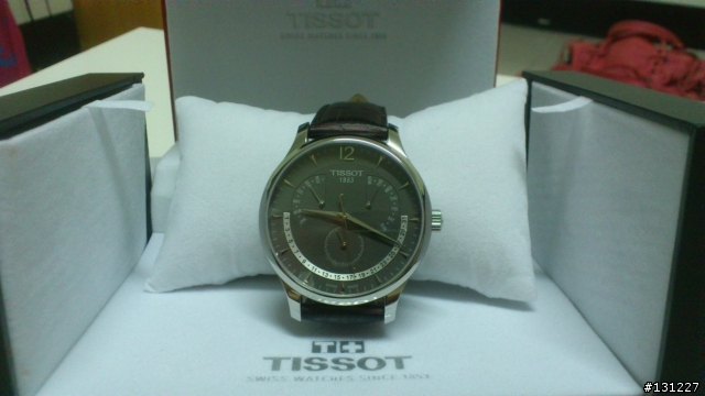 天梭萬年曆逆跳簡單開箱