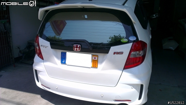 【開箱文】純日本 2012 HONDA FIT RS 原廠大包