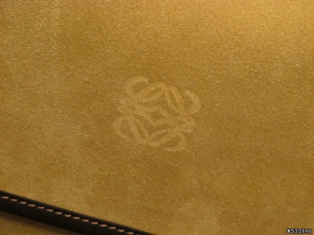 低調的奢華...LOEWE