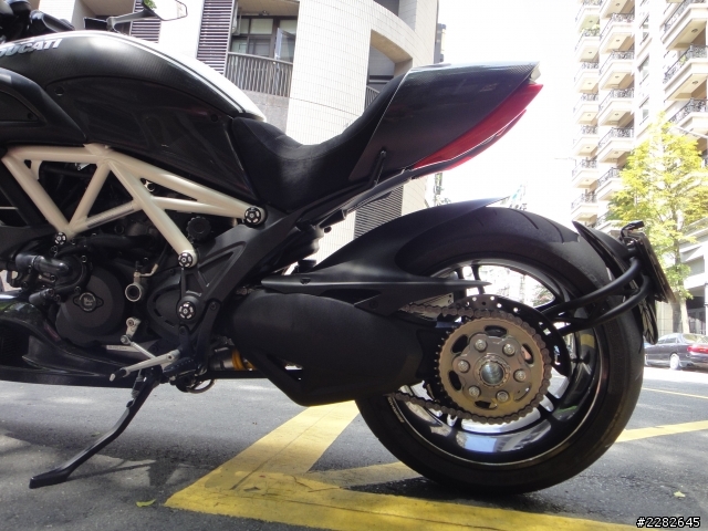 (代友PO)鬼月交惡魔車 DUCATI DIAVEL AMG 正是惡魔鬼