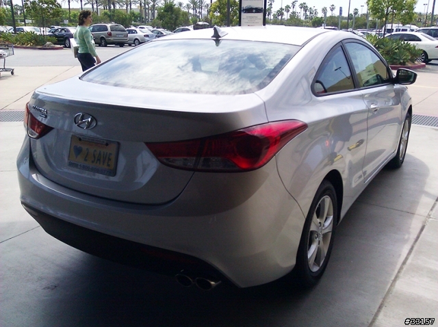雙門版的Elantra....大家覺得好看嗎?