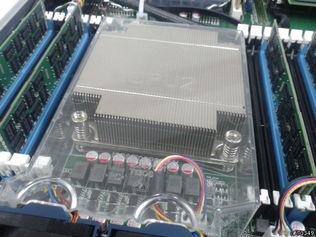 ASUS RS700-E7/RS4 小型伺服器  驗機開箱